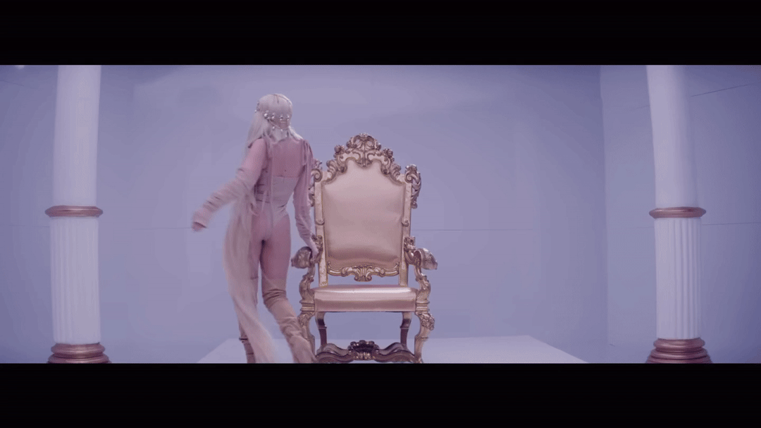 HOTTEST LIGHT SKIN SINGERS GIF EDITION - 1